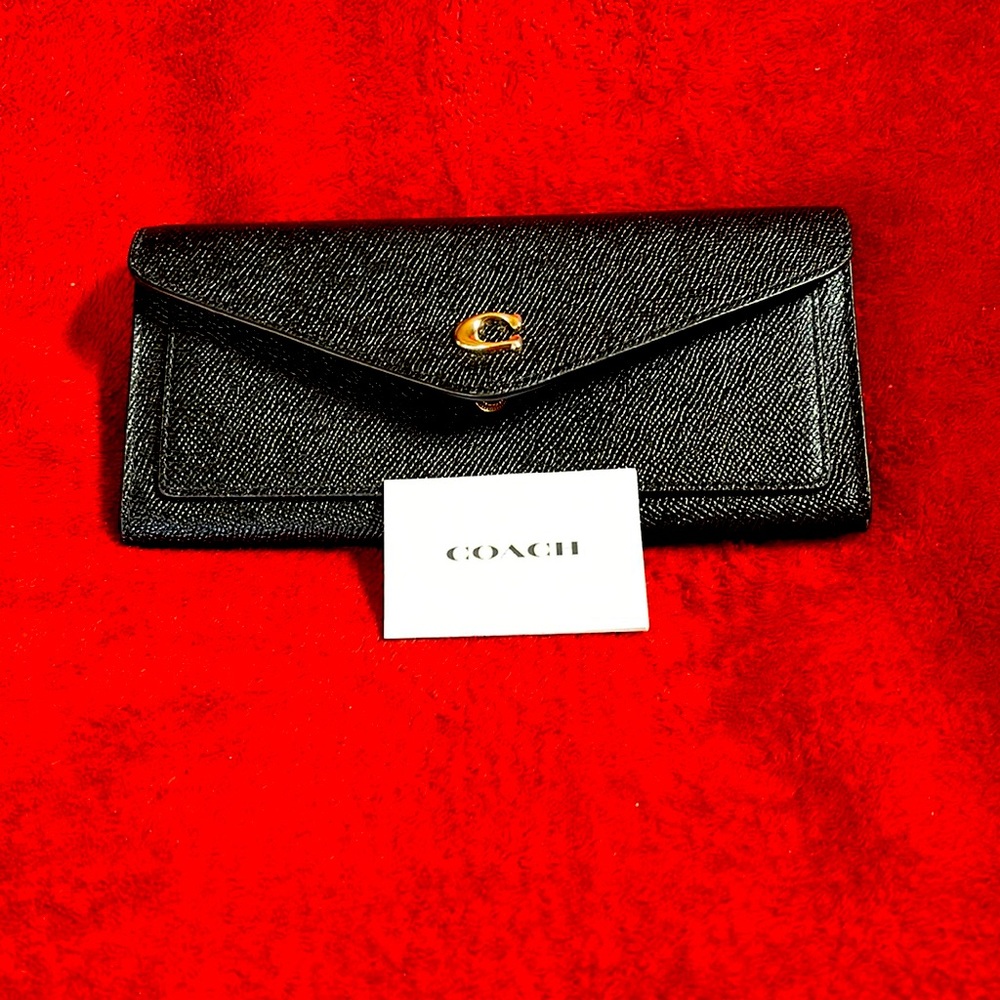 New Coach wallet Leather.